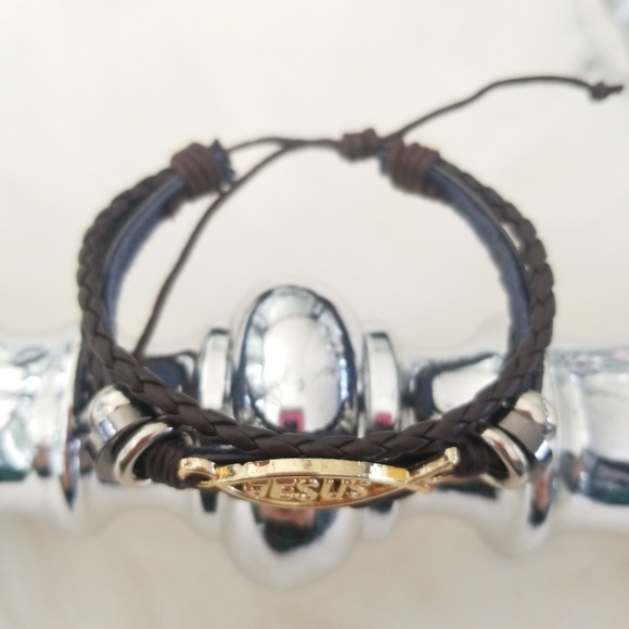Brown boho gold JESUS bracelet - Picture 2 of 3